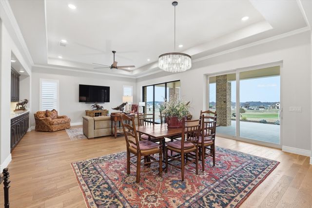 10601 Drinkwater Drive, Denton, TX 76207