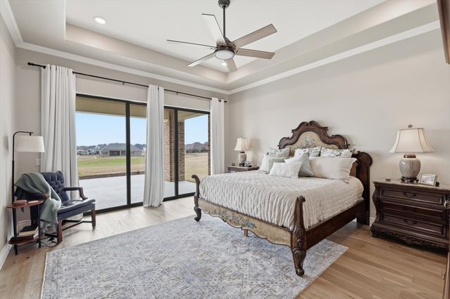 10601 Drinkwater Drive, Denton, TX 76207