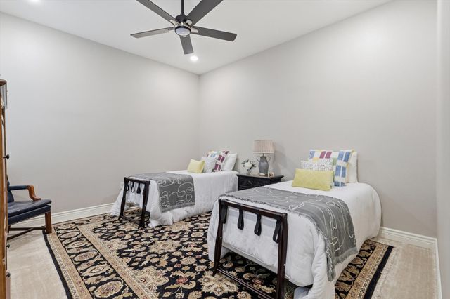 10601 Drinkwater Drive, Denton, TX 76207