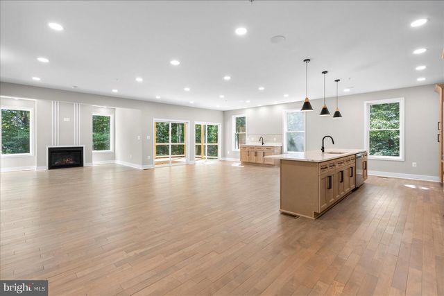 7494 ROSSVILLE BLVD, Rosedale, MD 21237