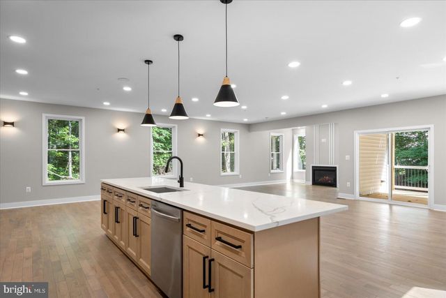 7494 ROSSVILLE BLVD, Rosedale, MD 21237