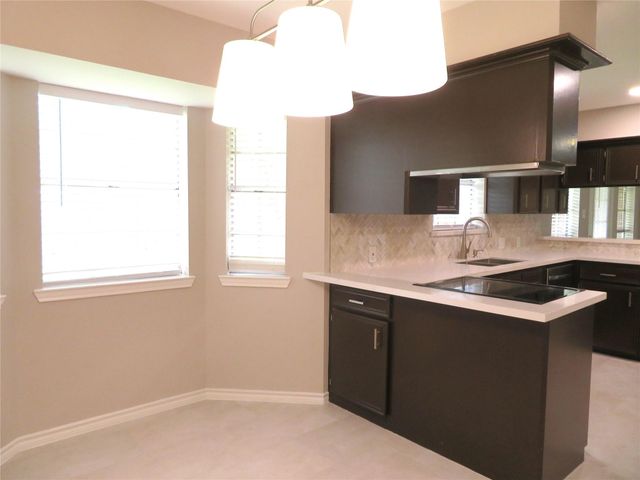 3027 Turtle Creek Drive, Rosenberg, TX 77471