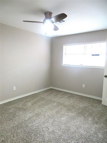 3027 Turtle Creek Drive, Rosenberg, TX 77471