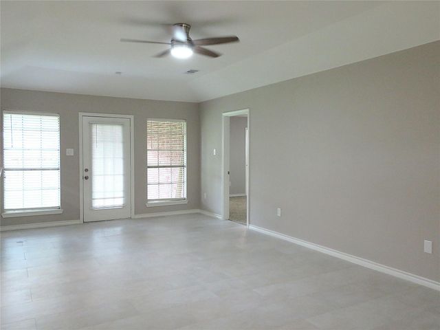 3027 Turtle Creek Drive, Rosenberg, TX 77471