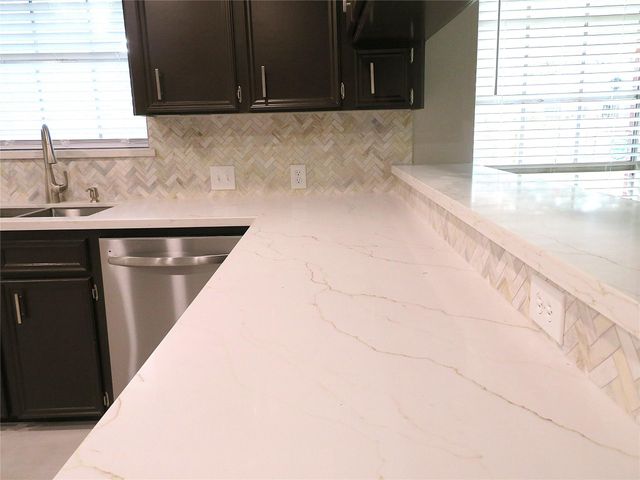 3027 Turtle Creek Drive, Rosenberg, TX 77471