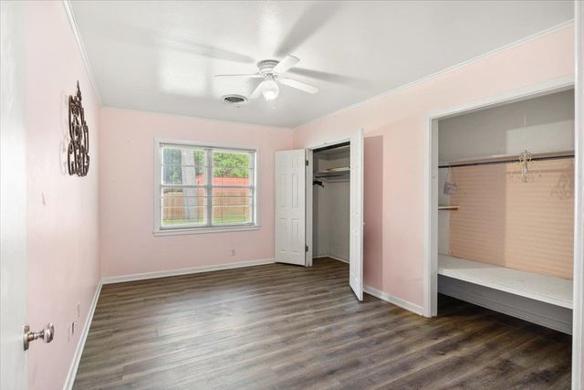 400 W Perry Pl, Carthage, TX 75633