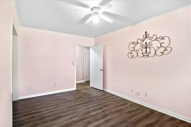 400 W Perry Pl, Carthage, TX 75633