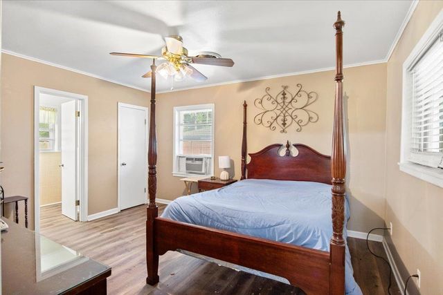 400 W Perry Pl, Carthage, TX 75633