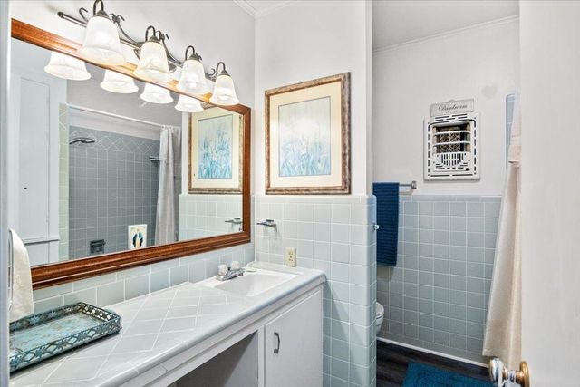 400 W Perry Pl, Carthage, TX 75633