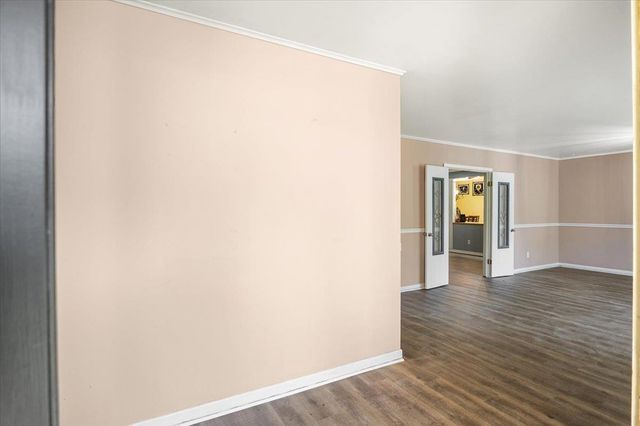 400 W Perry Pl, Carthage, TX 75633