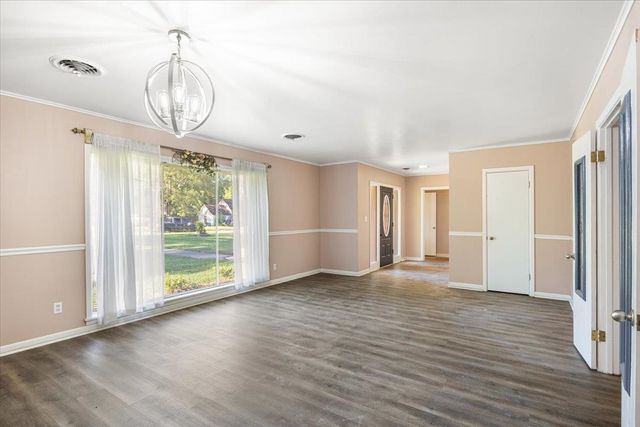 400 W Perry Pl, Carthage, TX 75633