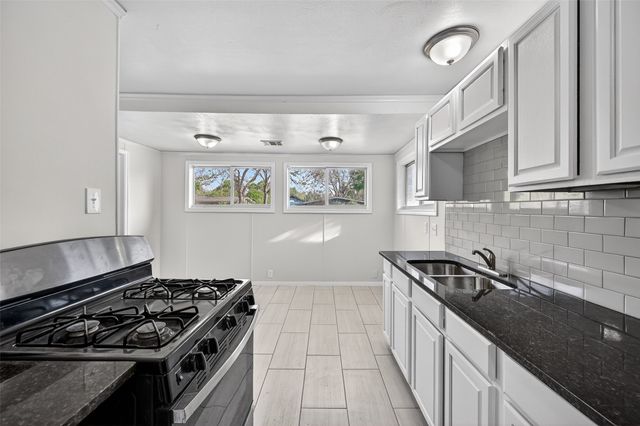 2116 Marilyn Lane, Arlington, TX 76010