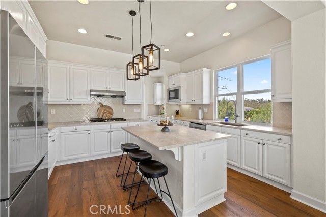 380 Highland Oaks Court, Fallbrook, CA 92028