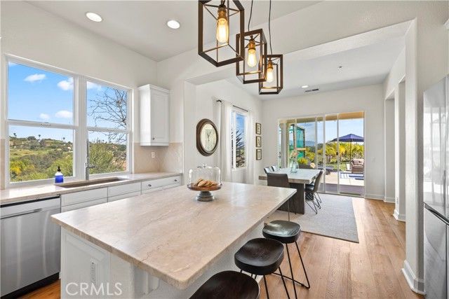 380 Highland Oaks Court, Fallbrook, CA 92028