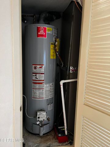 628 BLUFF CANYON Circle, El Paso, TX 79912