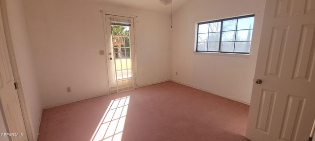 628 BLUFF CANYON Circle, El Paso, TX 79912