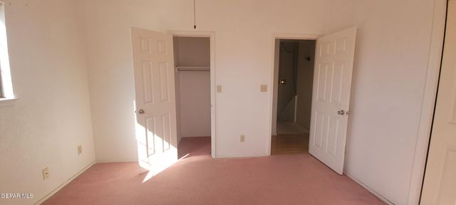 628 BLUFF CANYON Circle, El Paso, TX 79912