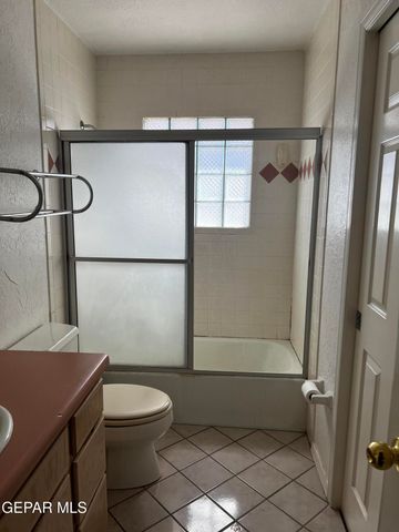 628 BLUFF CANYON Circle, El Paso, TX 79912