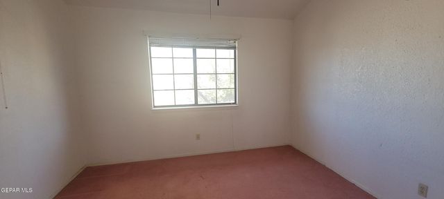 628 BLUFF CANYON Circle, El Paso, TX 79912