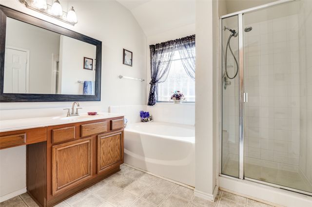 2823 Traildust Drive, Dallas, TX 75237