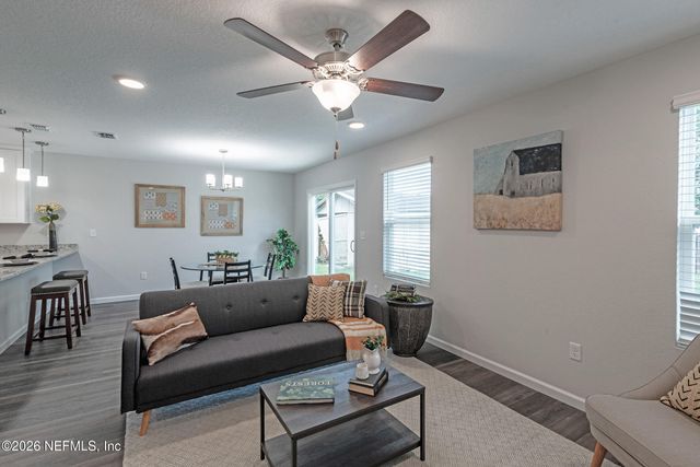2226 LONGREENE Road S, Jacksonville, FL 32218