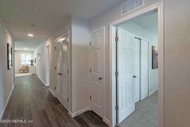 2226 LONGREENE Road S, Jacksonville, FL 32218