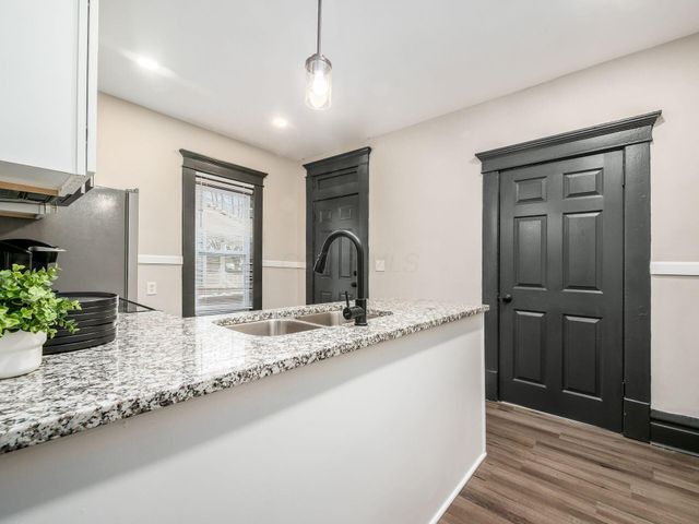 1633-1635 E Greenway Avenue, Columbus, OH 43203