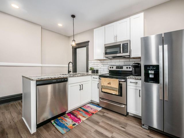 1633-1635 E Greenway Avenue, Columbus, OH 43203