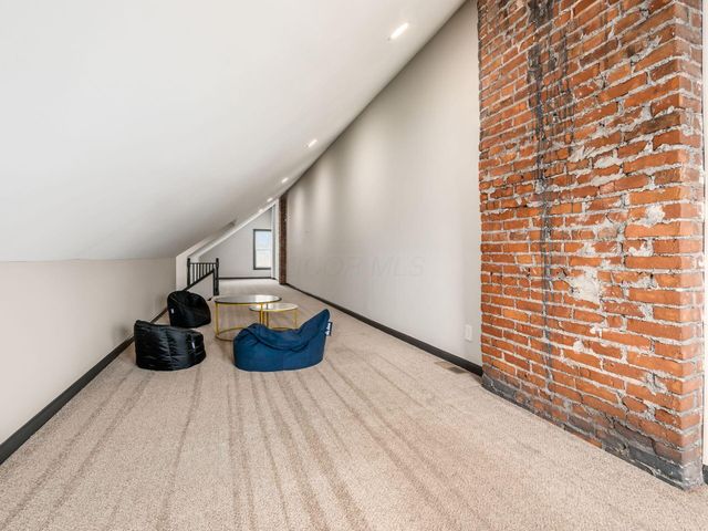 1633-1635 E Greenway Avenue, Columbus, OH 43203