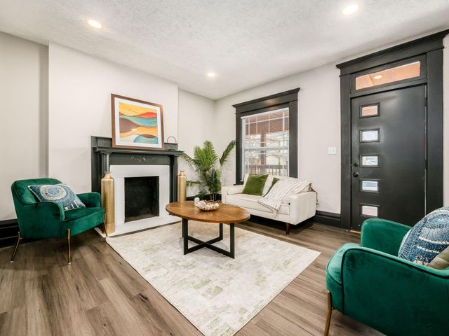 1633-1635 E Greenway Avenue, Columbus, OH 43203