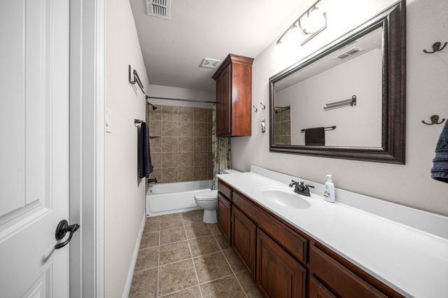 508 Oak Forest Court, Kennedale, TX 76060