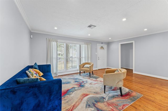 4811 Stillbrooke Drive, Houston, TX 77035