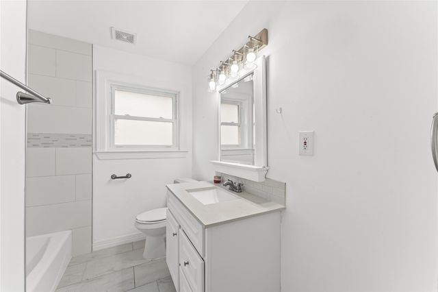 4811 Stillbrooke Drive, Houston, TX 77035