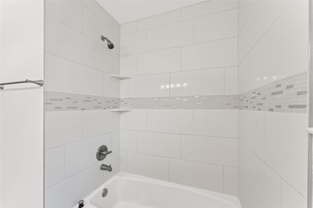 4811 Stillbrooke Drive, Houston, TX 77035