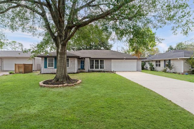 4811 Stillbrooke Drive, Houston, TX 77035