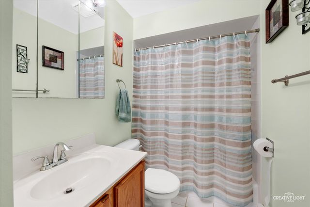 19330 Wolf Road 9, Mokena, IL 60448