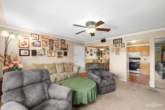 19330 Wolf Road 9, Mokena, IL 60448
