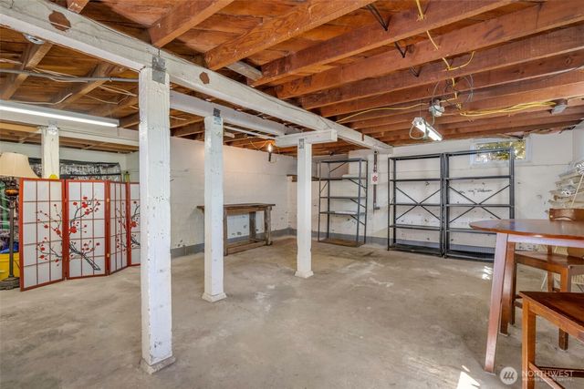 8427 30th Avenue SW, Seattle, WA 98126