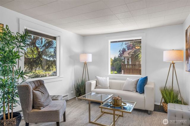 8427 30th Avenue SW, Seattle, WA 98126