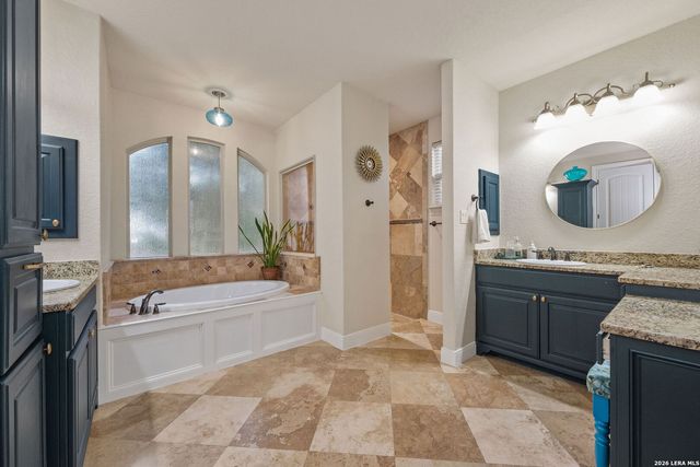 1955 OAKLAND BND, San Antonio, TX 78258