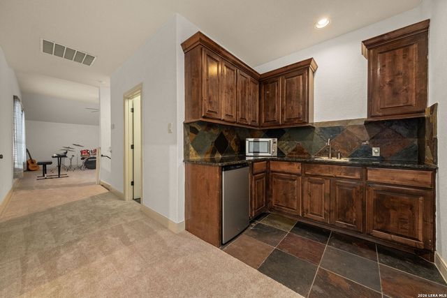1955 OAKLAND BND, San Antonio, TX 78258