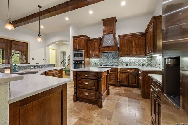1955 OAKLAND BND, San Antonio, TX 78258