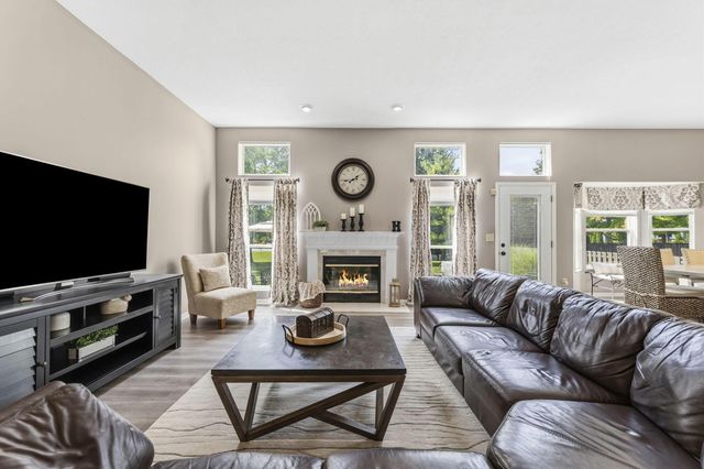4787 Britton Farms Drive, Hilliard, OH 43026