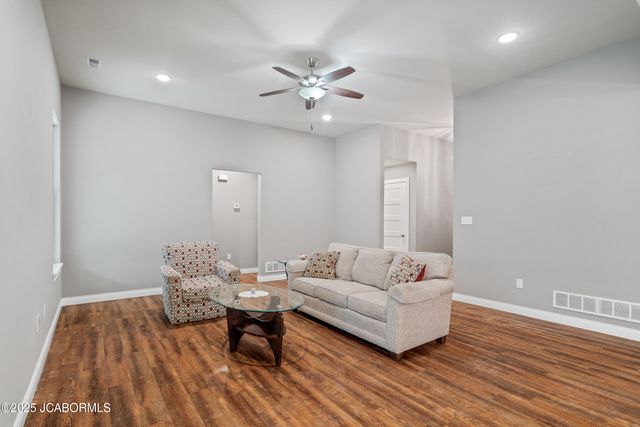 201 COPPER MOUNTAIN DRIVE, Columbia, MO 65202