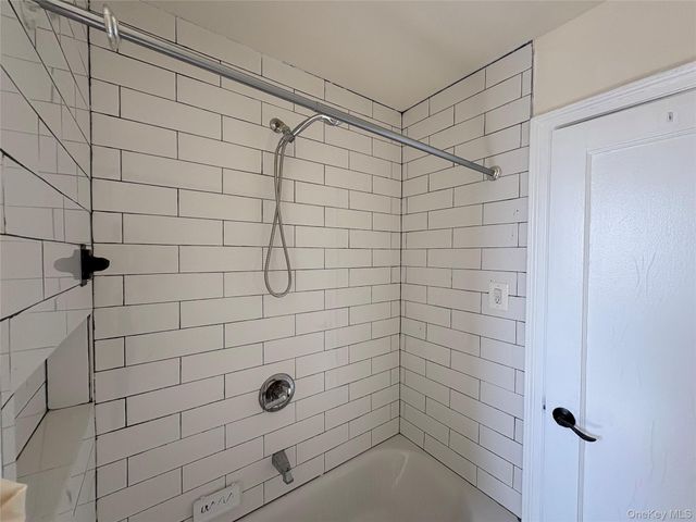 30 Locust Hill Avenue 7E, Yonkers, NY 10701