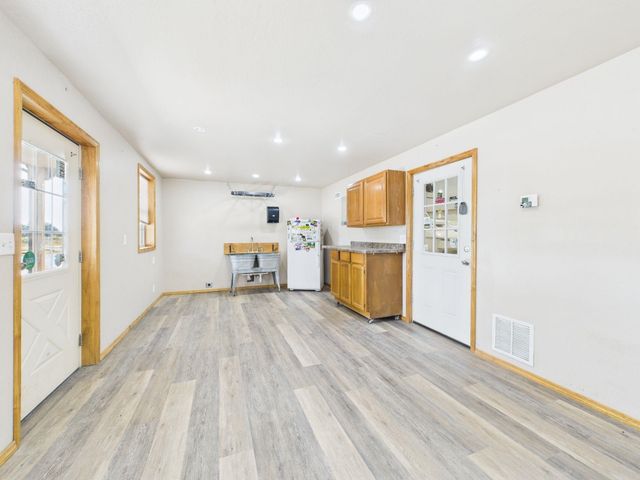 5601 N 127th St E, Wichita, KS 67226