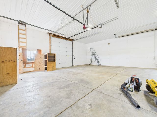 5601 N 127th St E, Wichita, KS 67226