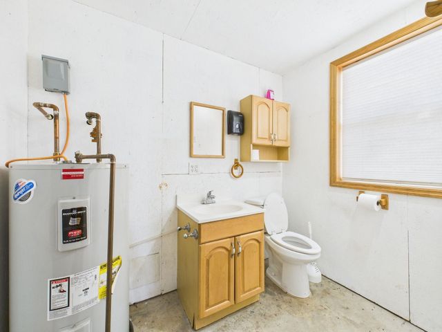 5601 N 127th St E, Wichita, KS 67226
