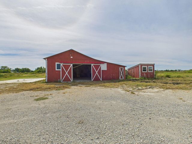 5601 N 127th St E, Wichita, KS 67226