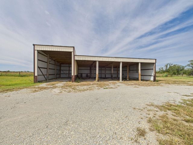 5601 N 127th St E, Wichita, KS 67226